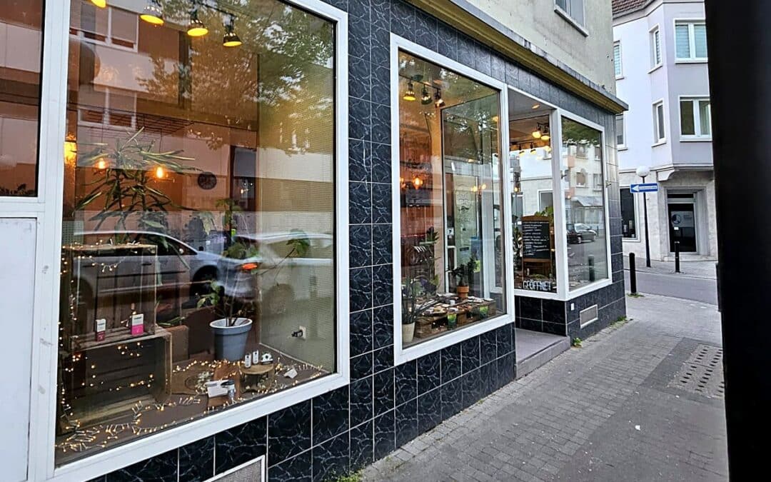 Green Ocean CBD Shop in der Fruchtmarktstraße in Zweibrücken von außen, Anlaufstelle für Kunden aus Saarbrücken